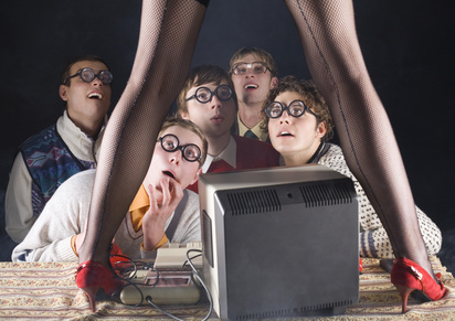 Les geek aussi peuvent faire des rencontres. Les geek aussi peuvent faire des rencontres.