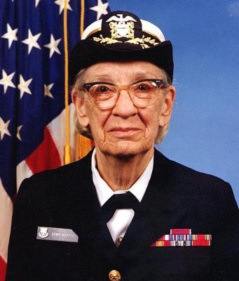 Un Doodle pour Grace Hopper et le langage Cobol