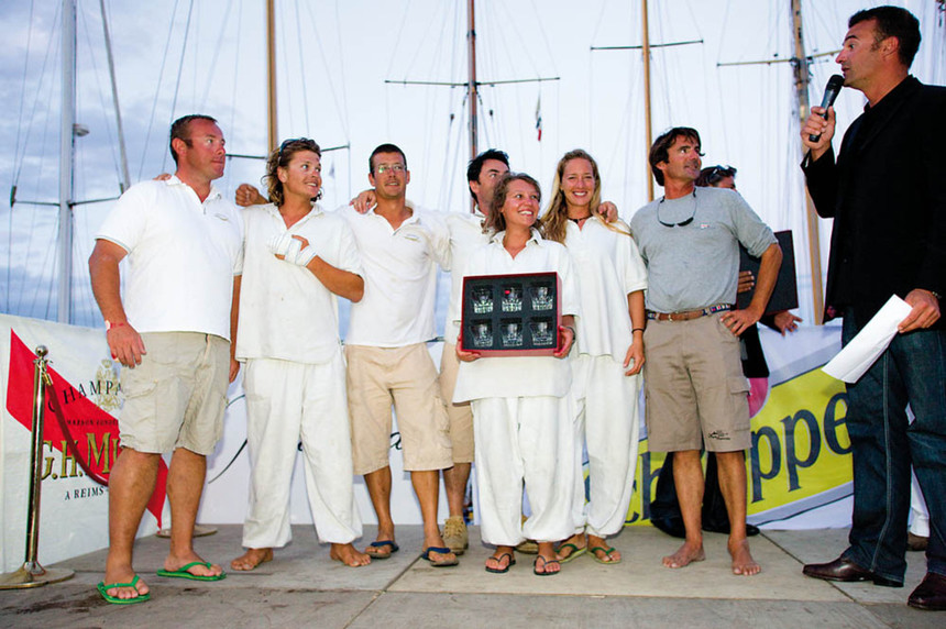 Moonbeam aux regates imperiales 2009 avec le webmaster de la boite a truc pas loin.