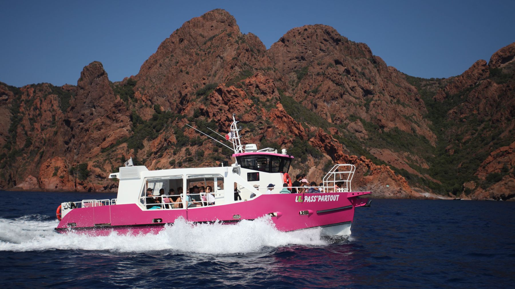 Pass Partout, bateau hybride à Scandola